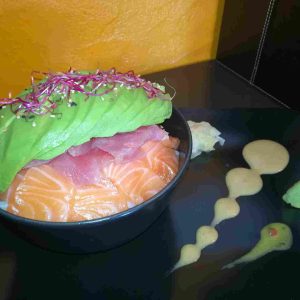 Chirashi Assortiment ..( en restaurant 20,50€ et avec snack-liv :
