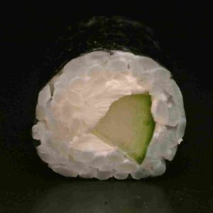 Maki Concombre Cheese 8 pièces  ..( en restaurant 5,50€ et avec snack-liv :