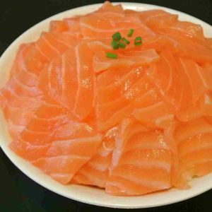 Sashimi Saumon  ..( en restaurant 18,50€ et avec snack-liv :
